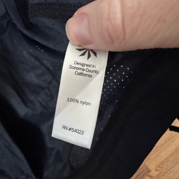 Athleta lightweight Distance Jacket Size M Navy Blue - Picture 10 of 11